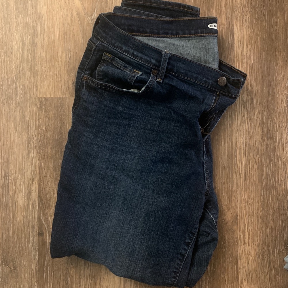 Curvy skinny jeans